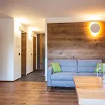Apartment La Rosa Delle Alpi Luxury *