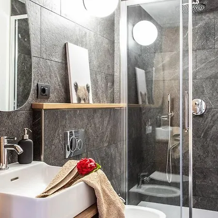 La Rosa Delle Alpi Luxury Apartment