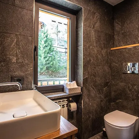 La Rosa Delle Alpi Luxury Apartment