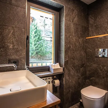 La Rosa Delle Alpi Luxury Apartment